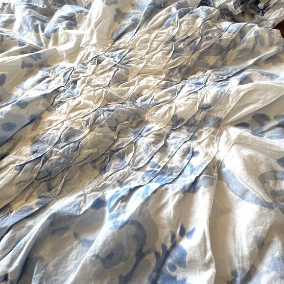 Pottery Barn Teen LoveShackFancy Garden Damask Smocked Standard Pillow Sham Set - Picture 5 of 9